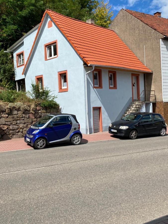 Ferienhaus Zum Ulfenbachtal ヴァルト・ミヒェルバッハ エクステリア 写真