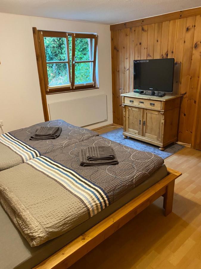 Ferienhaus Zum Ulfenbachtal ヴァルト・ミヒェルバッハ エクステリア 写真